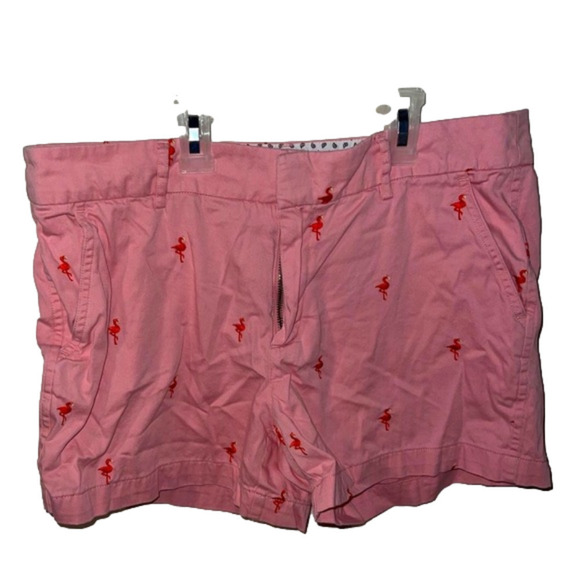Pink jones & co shorts with red flamingos. have back pockets and front pockets - Picture 1 of 3